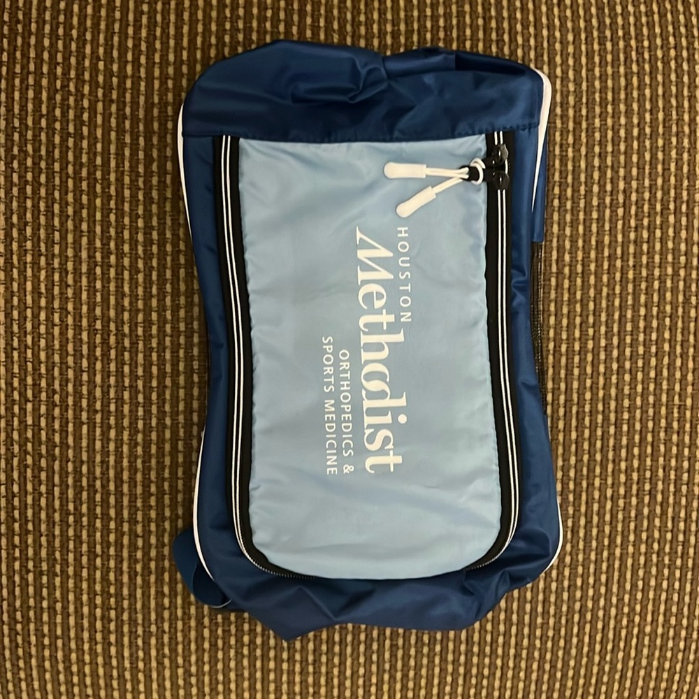 NWT Athletic Shoe Bag